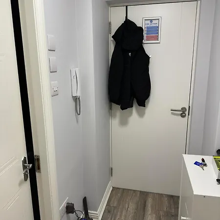 Comfortable And Modern 아파트 *